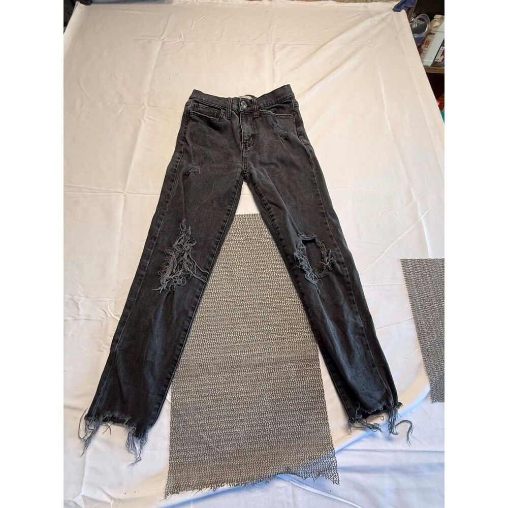 Sol High Rise Mom Jeans Size 0 (24 waist)